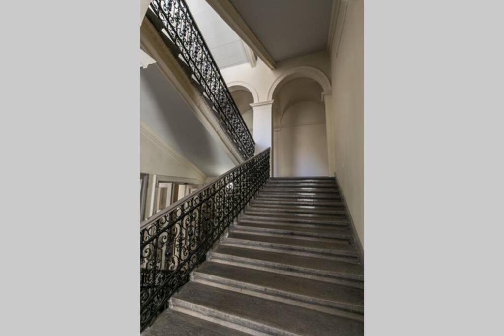 Your Gorgeous And Spacious Dream Home Free Parking Budapest Exteriör bild