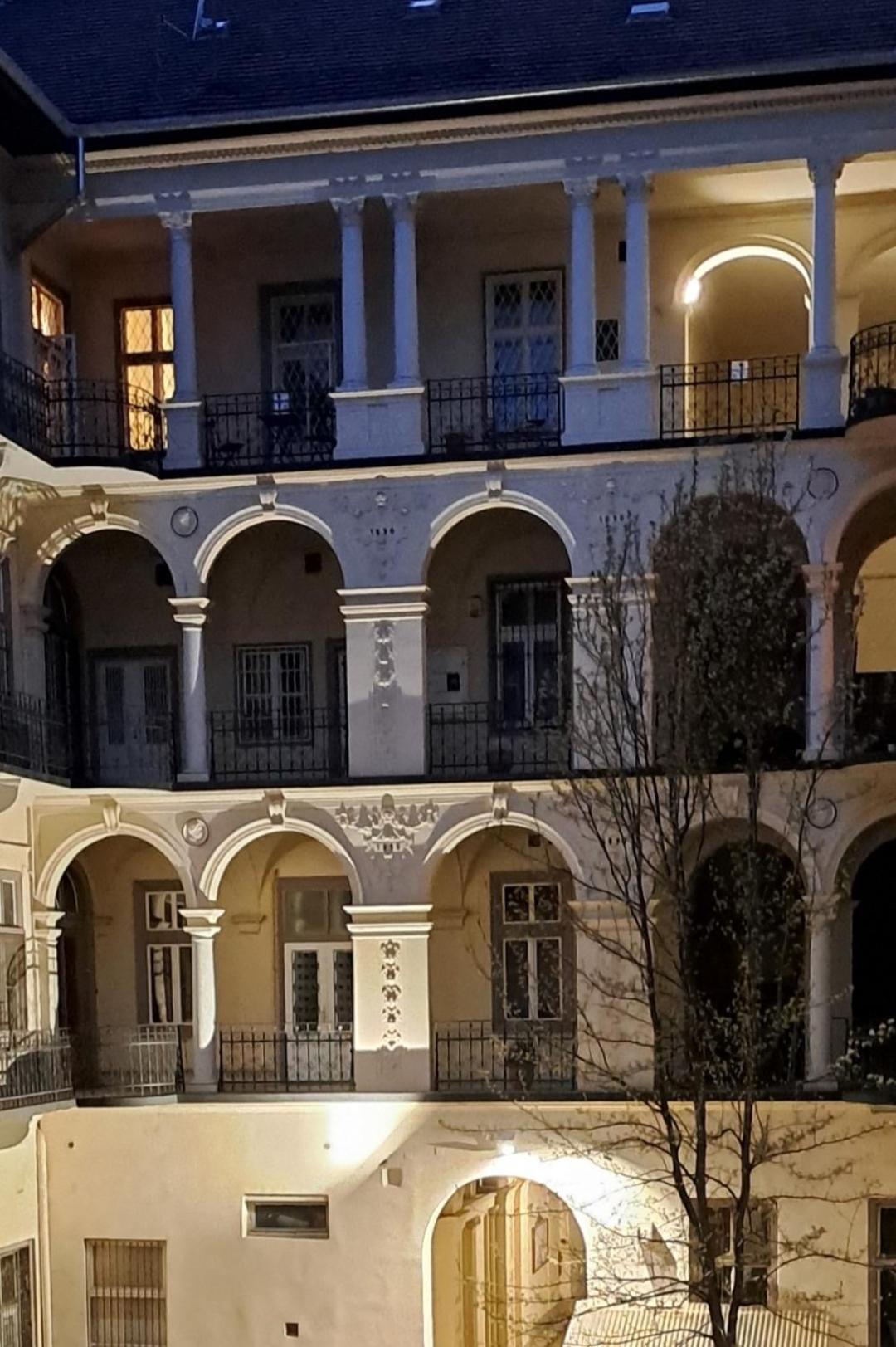 Your Gorgeous And Spacious Dream Home Free Parking Budapest Exteriör bild